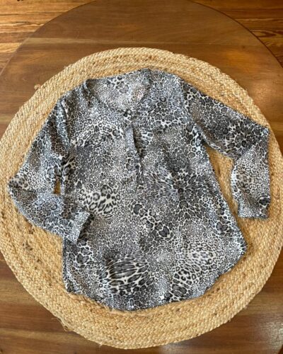 blusa razo estampado print